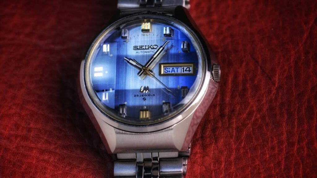 Vintage November 1973 Seiko LM LordMatic 5606-7290 Blue Dial  Faceted Crystal