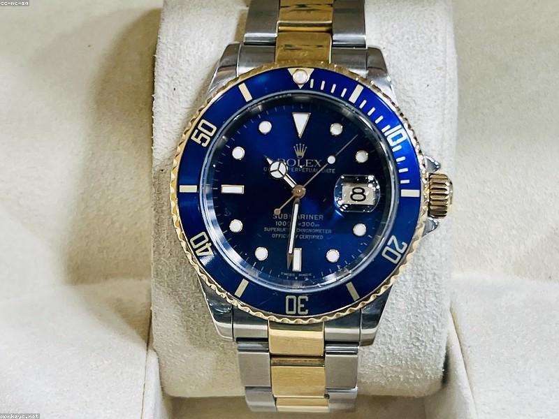Rolex Submariner Yellow Gold 126618LN review